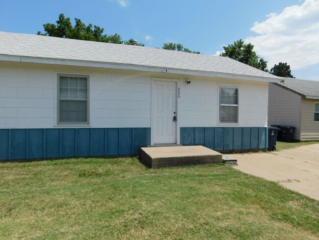 property at 220 Ohio St