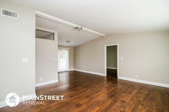 6126 Dees Rd in Cocoa, FL - Foto de edificio - Building Photo