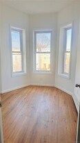 348 Eldert Ln in Brooklyn, NY - Building Photo
