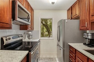 1467 Monroe Dr NE in Atlanta, GA - Building Photo - Building Photo