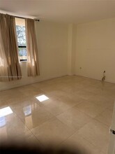 10185 Collins Ave, Unit 306 in Bal Harbour, FL - Building Photo - Building Photo