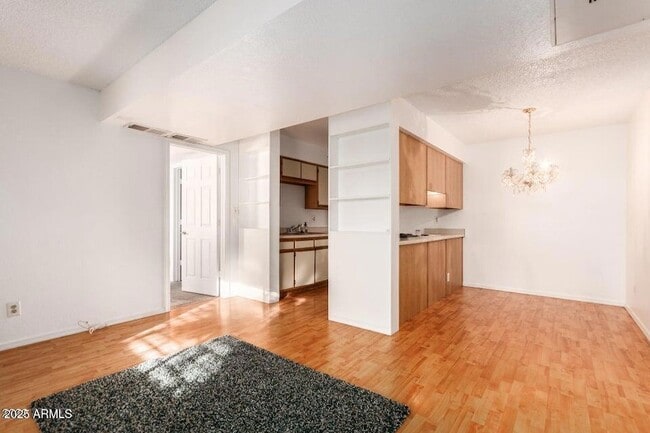 1440 N Idaho Rd, Unit 1036 in Apache Junction, AZ - Building Photo - Building Photo