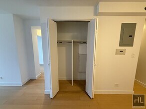 East 39th Street in New York, NY - Building Photo - Building Photo