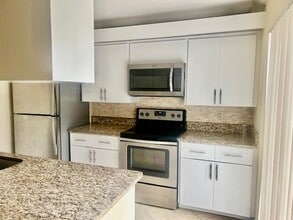 5026 50th Way in West Palm Beach, FL - Building Photo - Building Photo