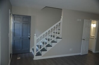 210 Vineyard Park Rd in Winston-Salem, NC - Building Photo - Building Photo