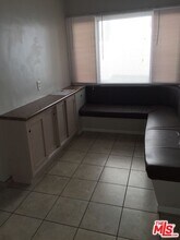 4425 Victoria Park Pl in Los Angeles, CA - Building Photo - Building Photo