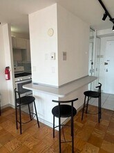 7002 JFK Blvd E in West New York, NJ - Building Photo - Building Photo