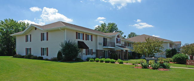 Glacier Valley Estates in Fond du Lac, WI - Building Photo - Building Photo