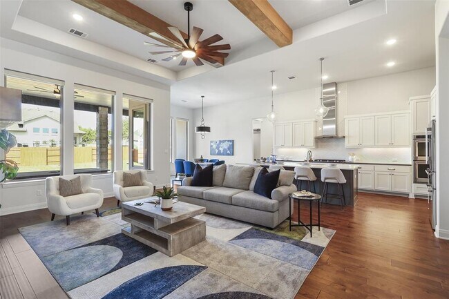 299 Peakside Cir in Dripping Springs, TX - Building Photo - Building Photo