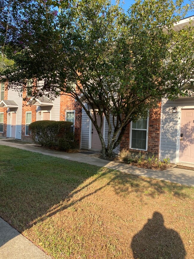 property at 1672 Brightside Dr