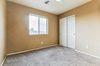 3550 N Zapotec Ave in Eloy, AZ - Building Photo - Building Photo