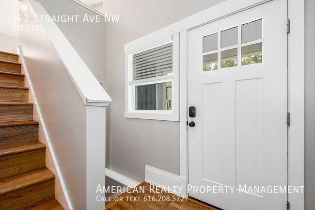 342 Straight Ave NW in Grand Rapids, MI - Building Photo - Building Photo