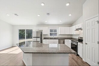 13238 Fowler Ave in Port Charlotte, FL - Building Photo - Building Photo