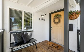 21237 Orange Ave in Castro Valley, CA - Building Photo - Building Photo