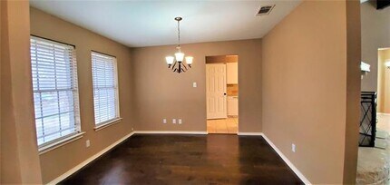 1829 Broadway St in Denton, TX - Building Photo - Building Photo