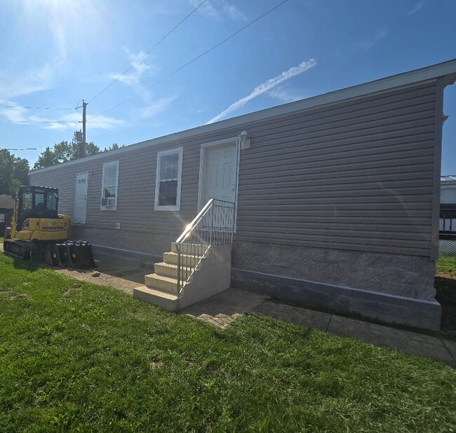 property at 103 S Scioto St