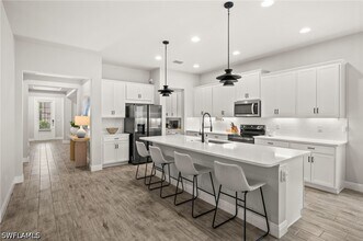 3509 Pilot Cir in Naples, FL - Building Photo - Building Photo