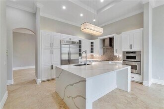 10980 NW 78th Pl in Parkland, FL - Building Photo - Building Photo