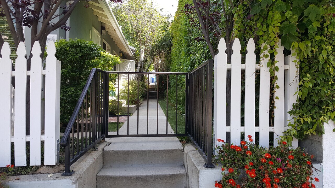 1821 20th St, Unit 3 in Santa Monica, CA - Building Photo