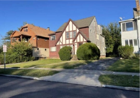 property at 1487 Sherbrook Rd