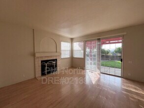 3213 Hilton Head Dr in Fairfield, CA - Building Photo - Building Photo