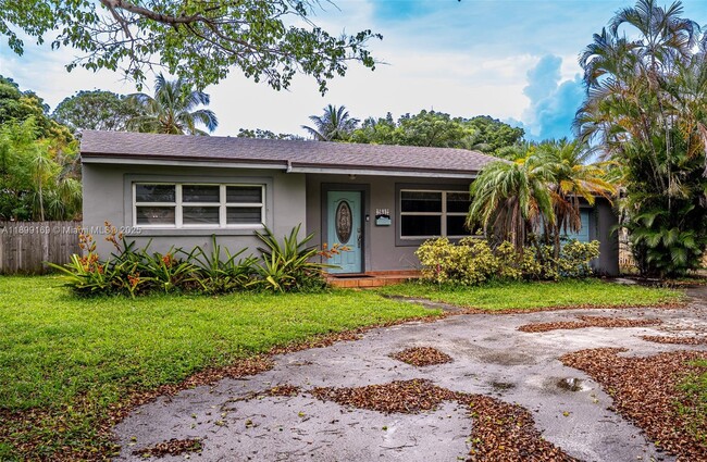 property at 2842 Jackson St