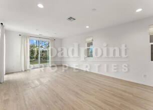 1190 Via Candelas in Oceanside, CA - Building Photo - Building Photo