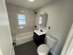 160 Renner Ave, Unit 3 in Newark, NJ - Building Photo - Building Photo