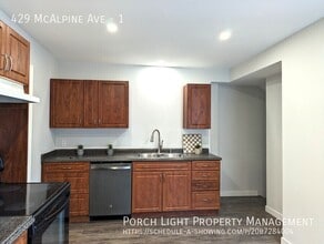 429 McAlpine Ave in Welland, ON - Building Photo - Building Photo