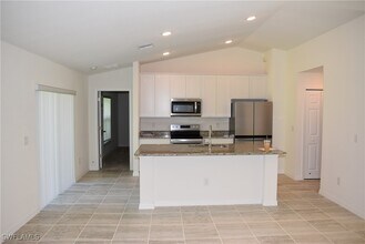 4360 Longwell Ln in North Port, FL - Building Photo - Building Photo