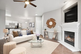 Crestone in Aurora, CO - Building Photo - Building Photo