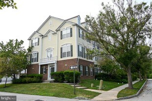 1910 Cavalier Ln in Chester Springs, PA - Building Photo
