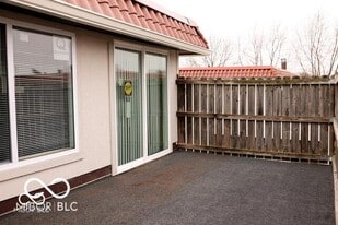 8361 Paso Del Norte Ct in Indianapolis, IN - Building Photo