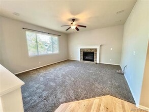 5001 Laurelglen Ln in Littleton, CO - Building Photo - Building Photo