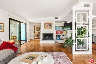 3744 Buena Park Dr in Los Angeles, CA - Building Photo