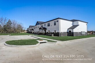 216 Parkview Dr in Wright City, MO - Building Photo - Building Photo