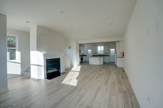 1 Beirne Ln in Wharton, NJ - Building Photo - Building Photo