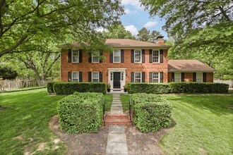 4203 Maple Tree Ct in Alexandria, VA - Building Photo - Building Photo