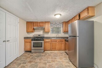 5585 Panola Pl in Lithonia, GA - Building Photo - Building Photo