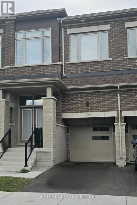 64 Singhampton Rd in Vaughan, ON - Building Photo