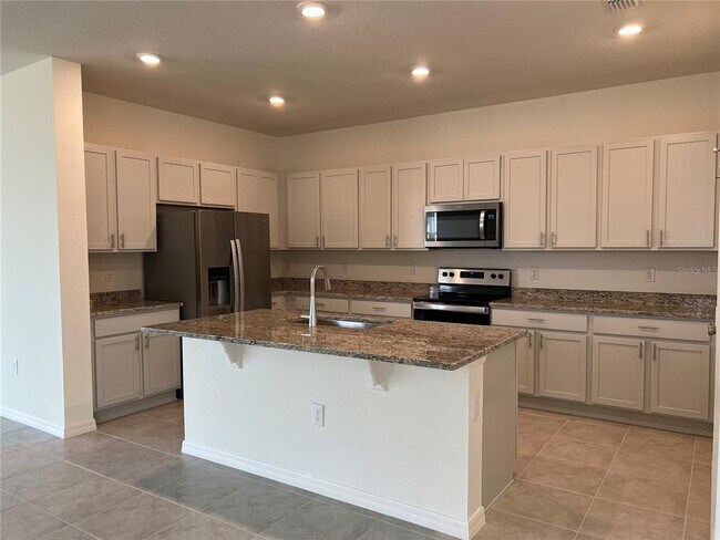 9023 Hooton Wy in Davenport, FL - Building Photo - Building Photo