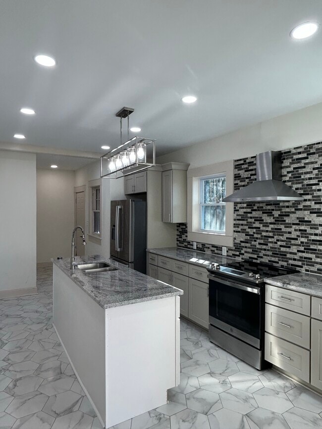 property at 3117 Pike Rd