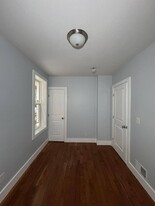 261 Stegman St in Jersey City, NJ - Building Photo - Building Photo