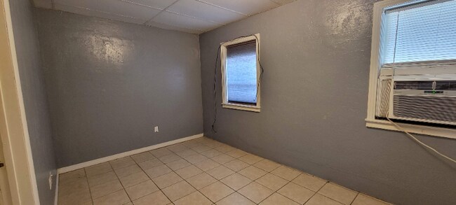 808 W Cypress Ave in Duncan, OK - Foto de edificio - Building Photo