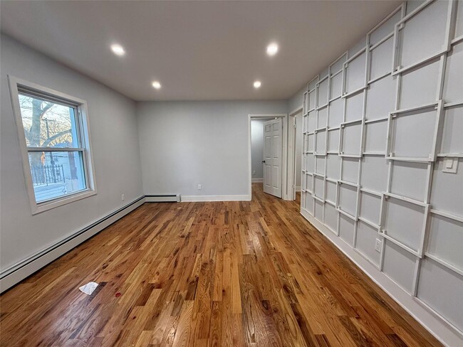 property at 105-63-105134 134th St