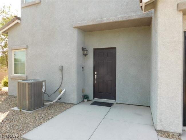 2715 Amazing Meadows Ave