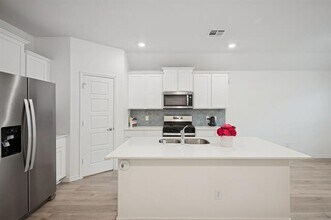 907 Marigold St in Princeton, TX - Building Photo - Building Photo