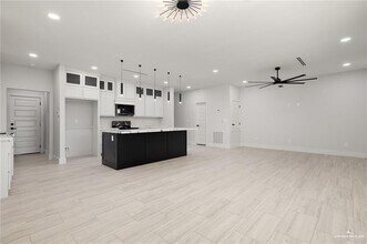 1904 Sunset Dr in Mission, TX - Building Photo - Building Photo