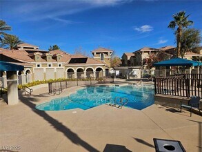 9975 Peace Way in Las Vegas, NV - Building Photo - Building Photo
