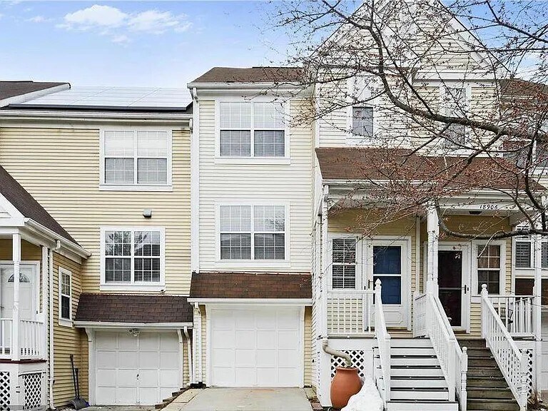 18904 Snow Fields Cir in Germantown, MD - Building Photo